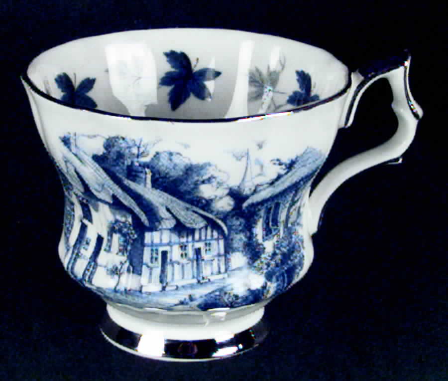 2679-4 Footed Cup by Royal Windsor-1