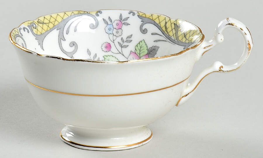Strathmore Footed Cup by Royal Grafton-1