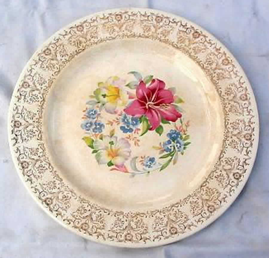 Doreen Dalton Dinner Plate by Royal (USA)-1