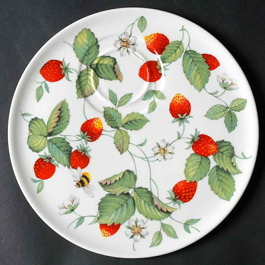 Alpine Strawberry Round Tray Aka Snack for TV Tray Set by Roy Kirkham-1