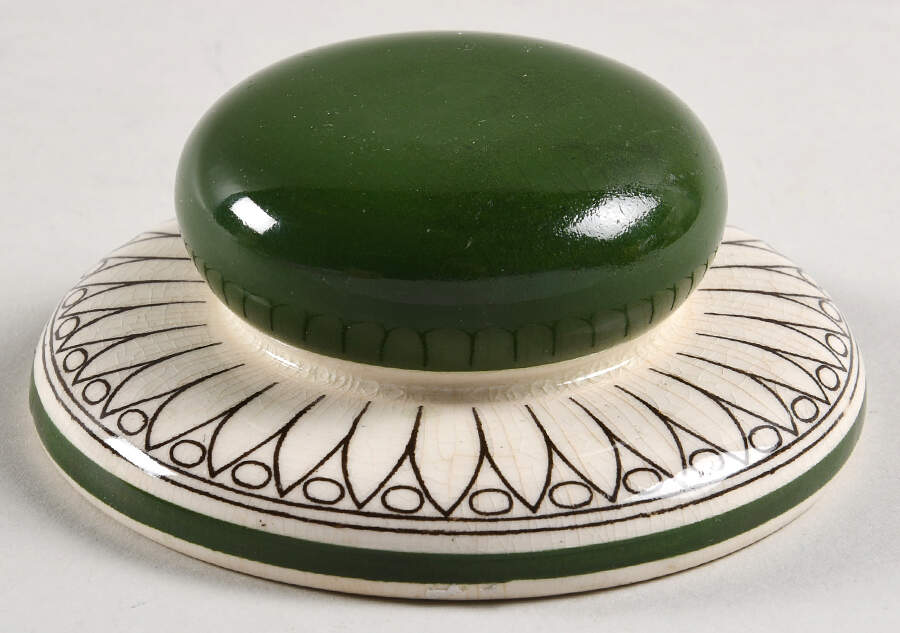Dickens (Green Trim) Lid for Humidor by Royal Doulton-1