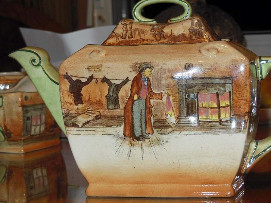 Dickens (Green Trim) Teapot & Lid by Royal Doulton-1