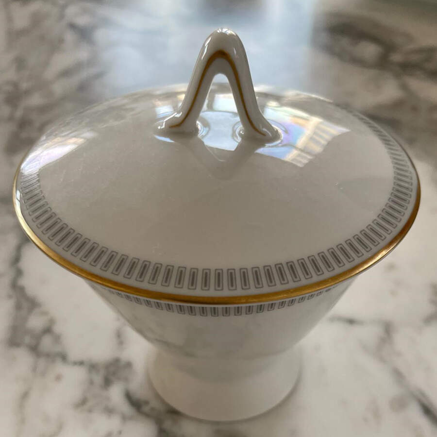 R962 Sugar Bowl & Lid by Rosenthal - Continental-1