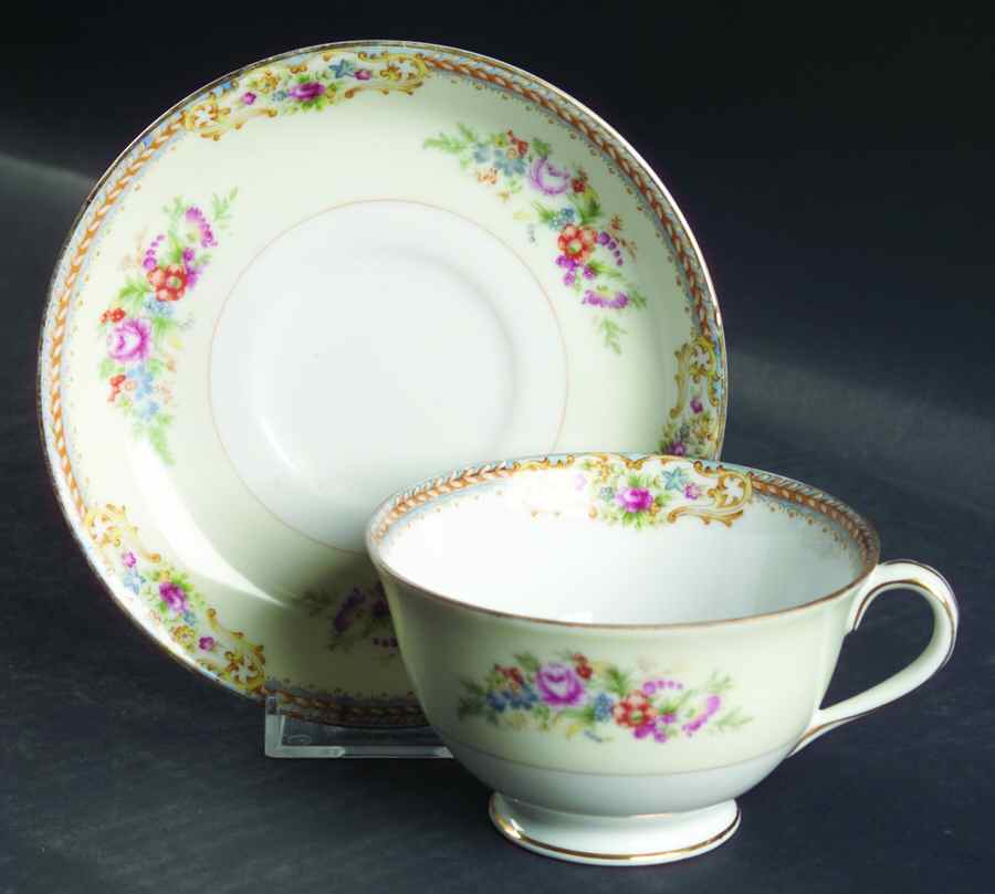Bienville (No Center Design) Footed Cup & Saucer Set by Regal (Japan)-1