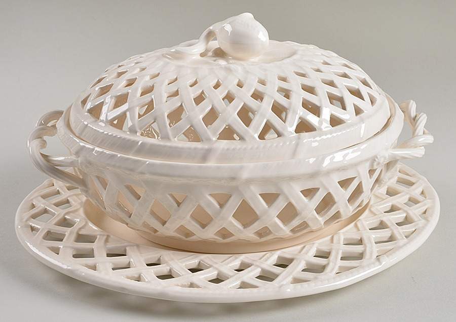 Originals Open Weave Basket with Lid & Stand by Royal Creamware-1