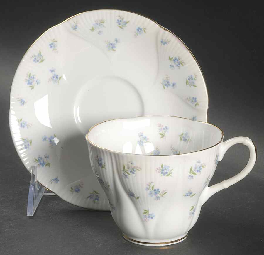 Blue Heaven (Fan Embossed) Flat Cup & Saucer Set by Royal Albert-1