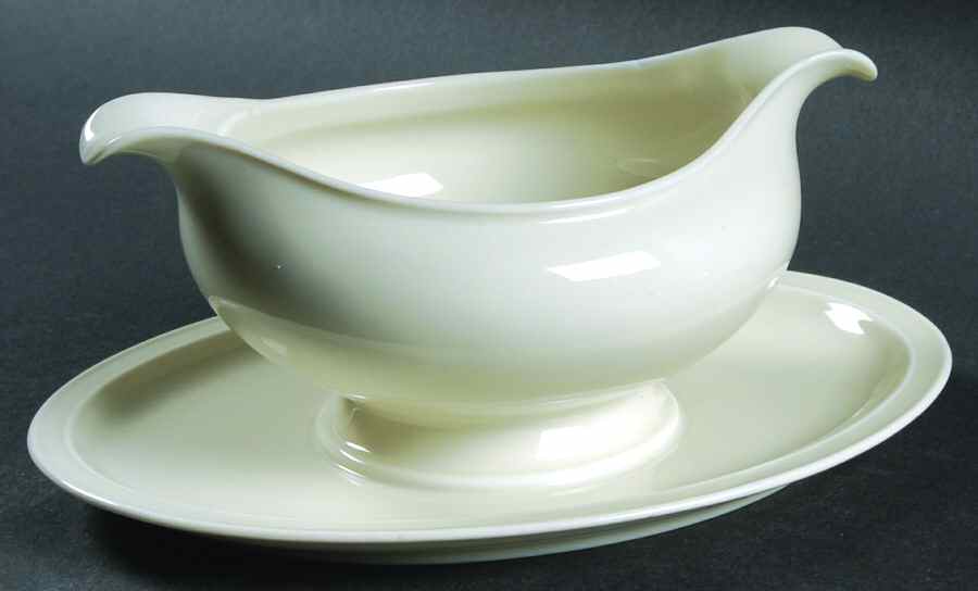 Winifred Cream Gravy Boat with Attached Underplate by Rosenthal - Continental-1