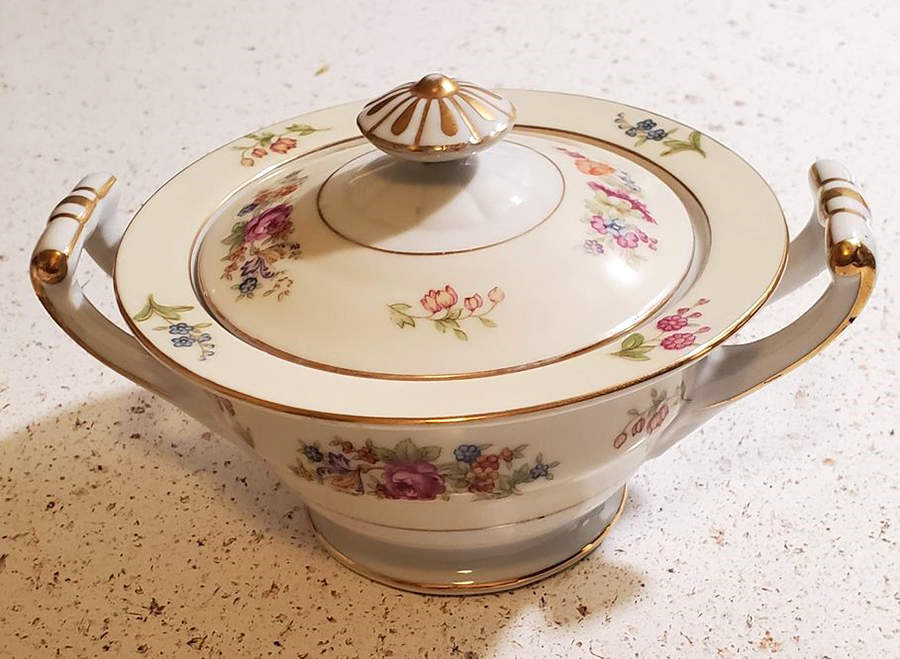RO68 Sugar Bowl & Lid by Rose (Japan)-1