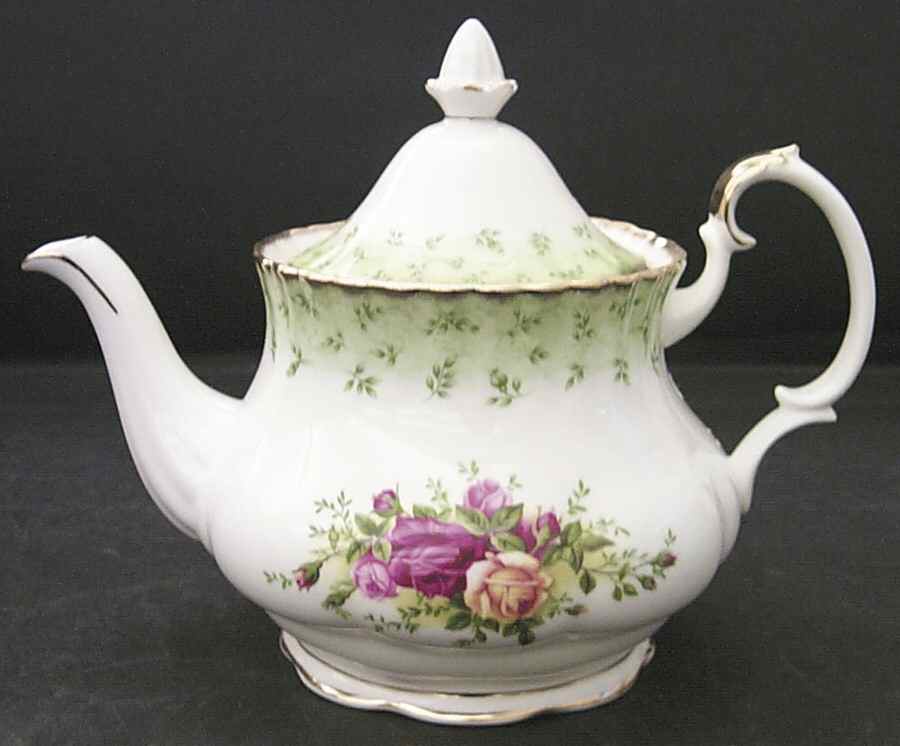 Old Country Roses Green Border Teapot & Lid by Royal Albert-1