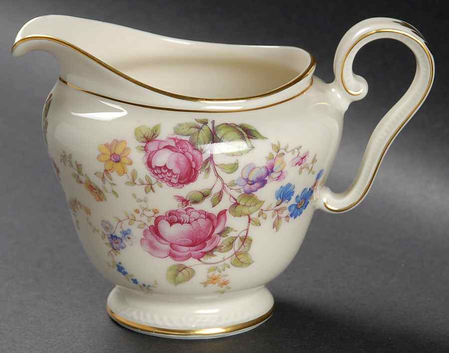 ROT176 Creamer by Royal Tettau-1