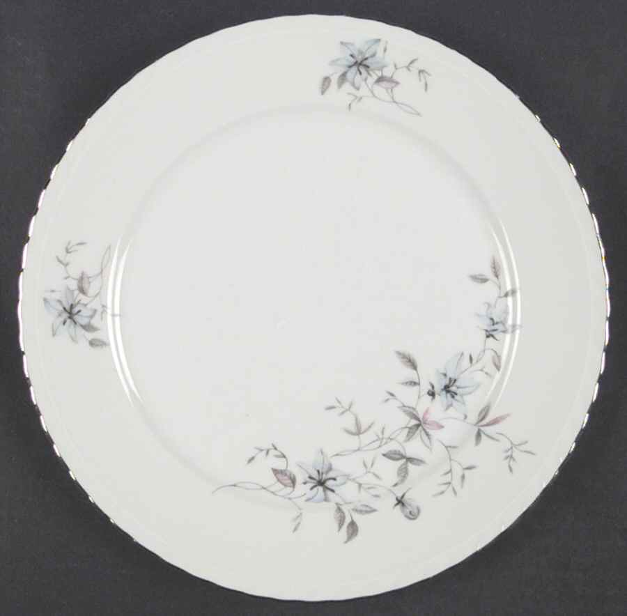 RBO5 Dinner Plate by Royal Bohemian-1