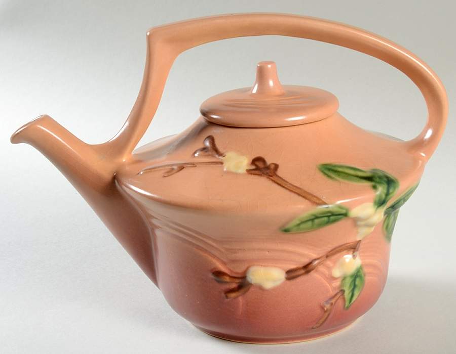 Snowberry Dusty Rose (Pink) Teapot & Lid by Roseville-1