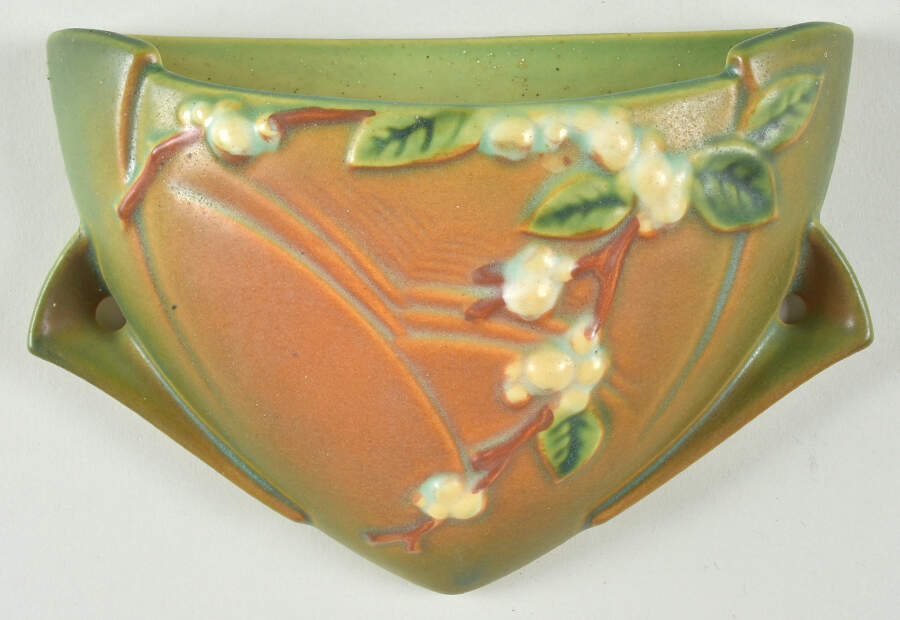 Snowberry Fern Green 8" Wall Pocket Vase by Roseville-1