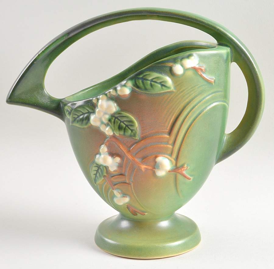 Snowberry Fern Green 8" Handled Basket by Roseville-1