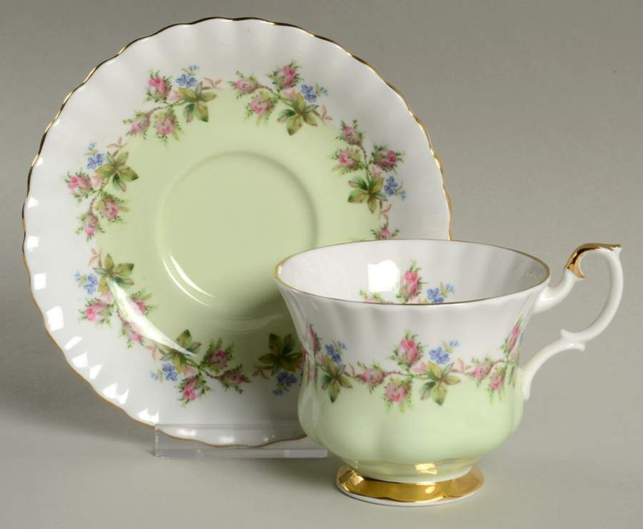 4364 Footed Cup & Saucer Set by Royal Albert-1