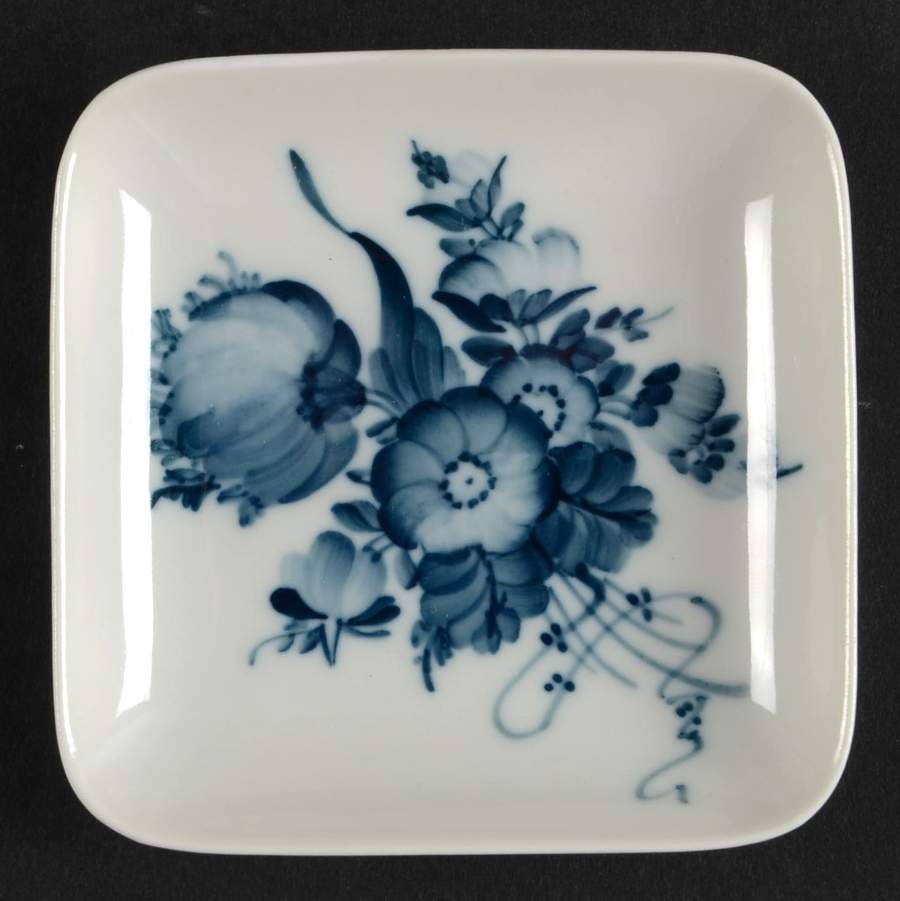 Blue Bouquet 3" Ashtray by Royal Copenhagen-1