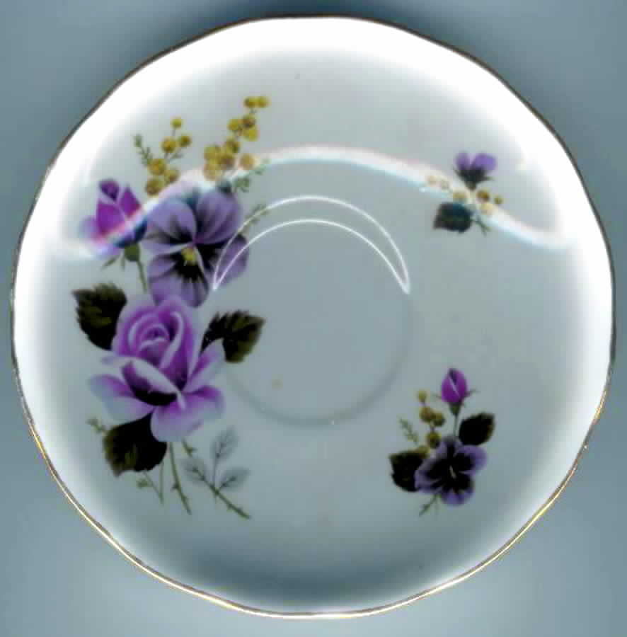RVA35 Saucer by Royal Vale-1