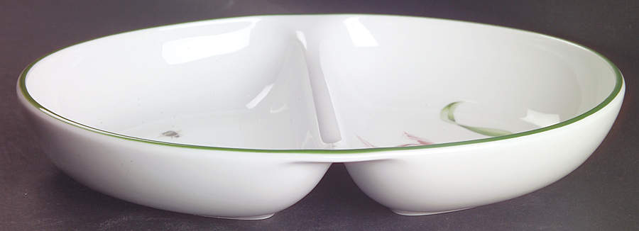 Alfresco 11" Oval Divided Vegetable Bowl by Royal Worcester-1