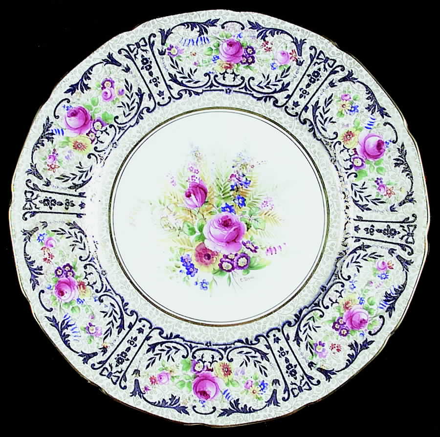 V417 Dinner Plate by Royal Doulton-1