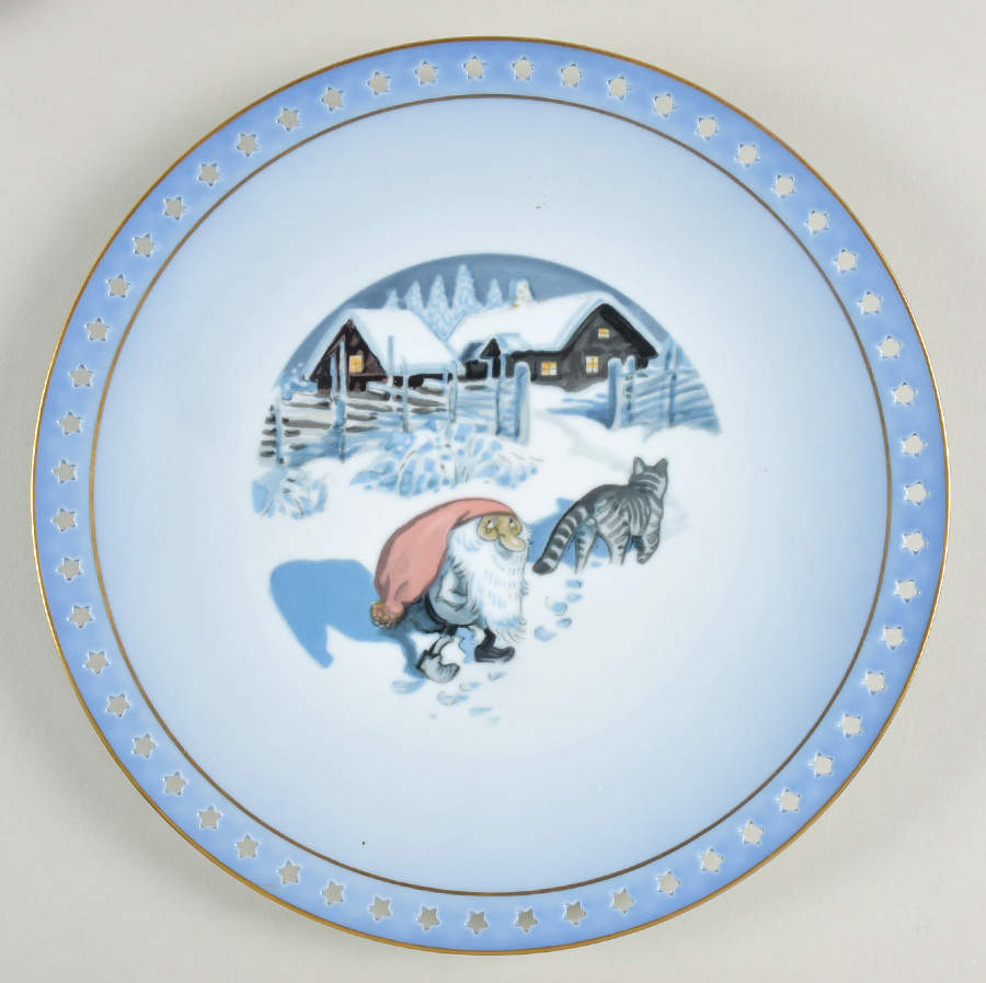 510 Luncheon Plate by Royal Copenhagen-1