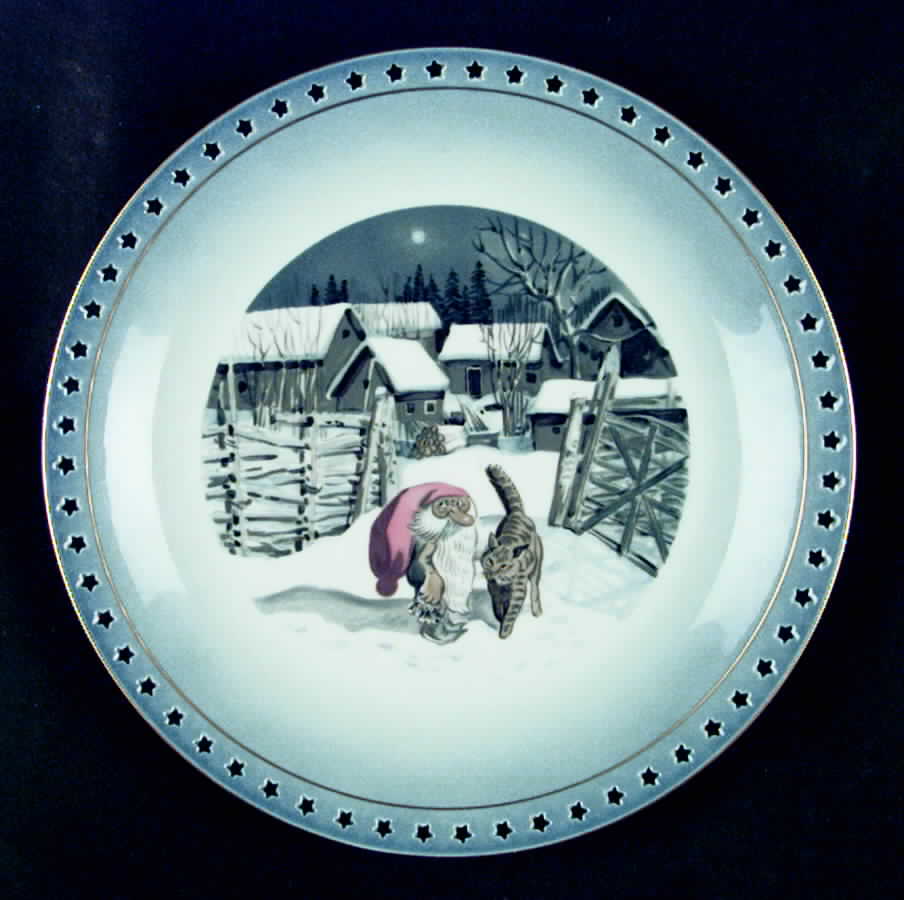 510 Cake Plate by Royal Copenhagen-1