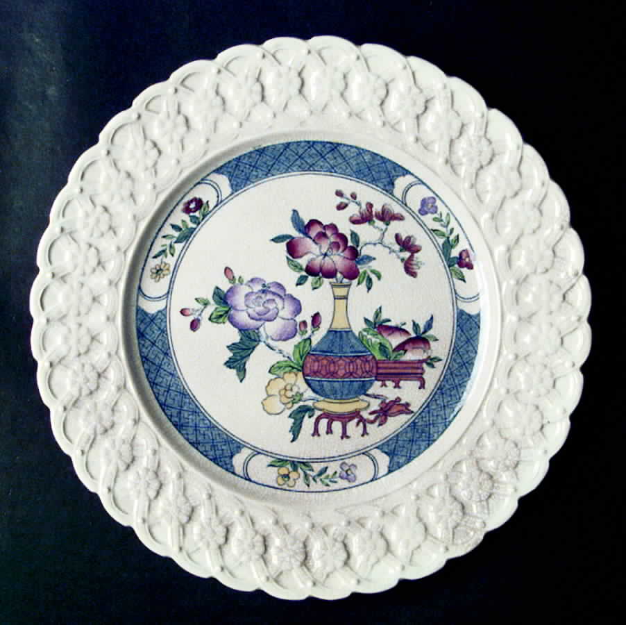 X239 Dinner Plate by Royal Cauldon-1