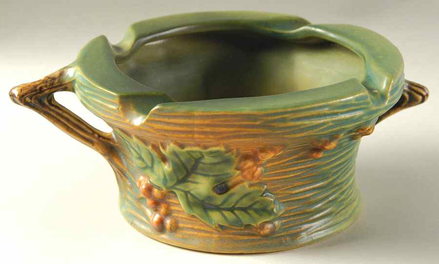 Bushberry (Green Background) Round Ashtray by Roseville-1