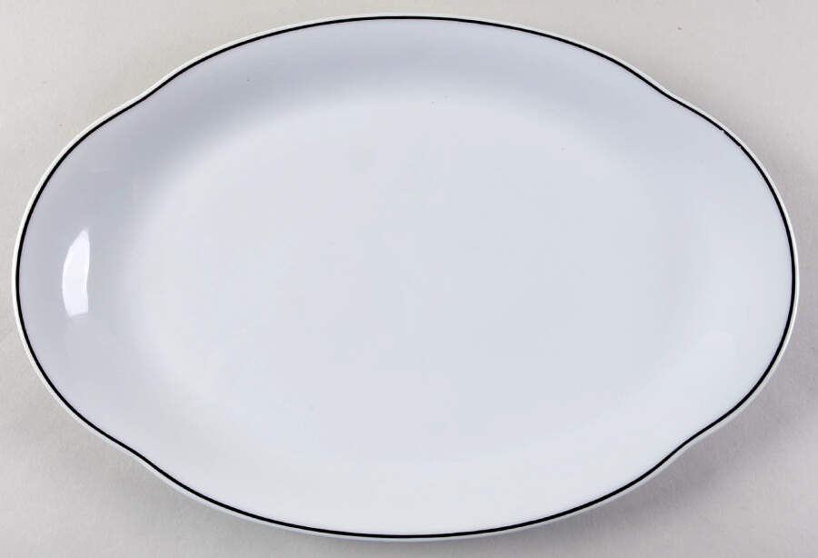 R6L1 Black 13" Oval Serving Platter by Royal Limoges-1