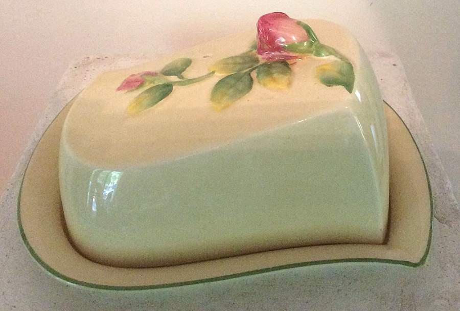 Rosebud Cream (Cream Background) Cheese Dish with Lid (Wedge) by Royal Winton-1