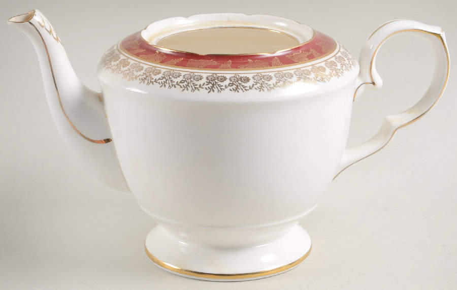 RST62 Teapot No Lid by Royal Stafford-1