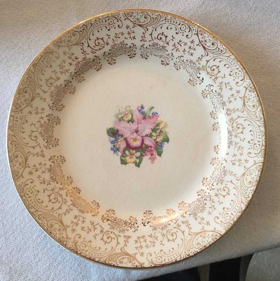 Mendota  Bread & Butter Plate by Royal (USA)-1