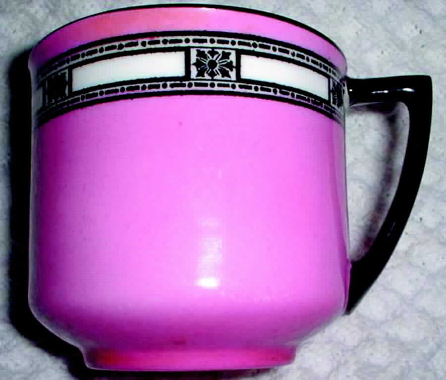 RA9800G Flat Cup by Royal Doulton-1