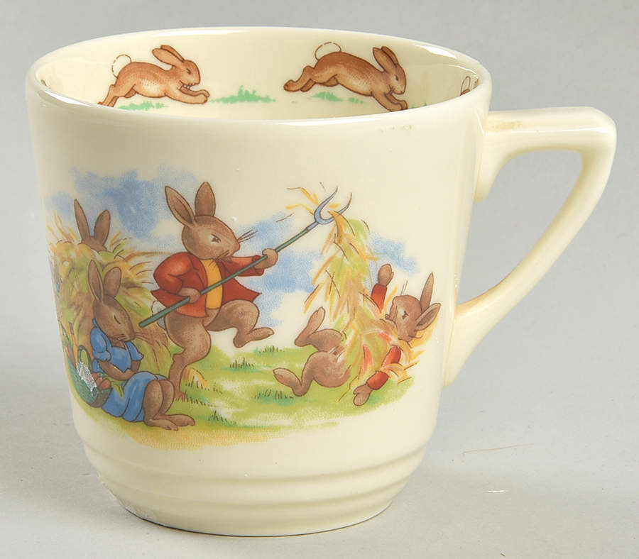 Bunnykins (Casino Shape) Flat Casino Shape Cup by Royal Doulton-1