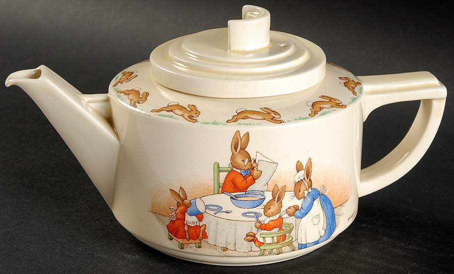 Bunnykins (Casino Shape) Mini Teapot & Lid by Royal Doulton-1
