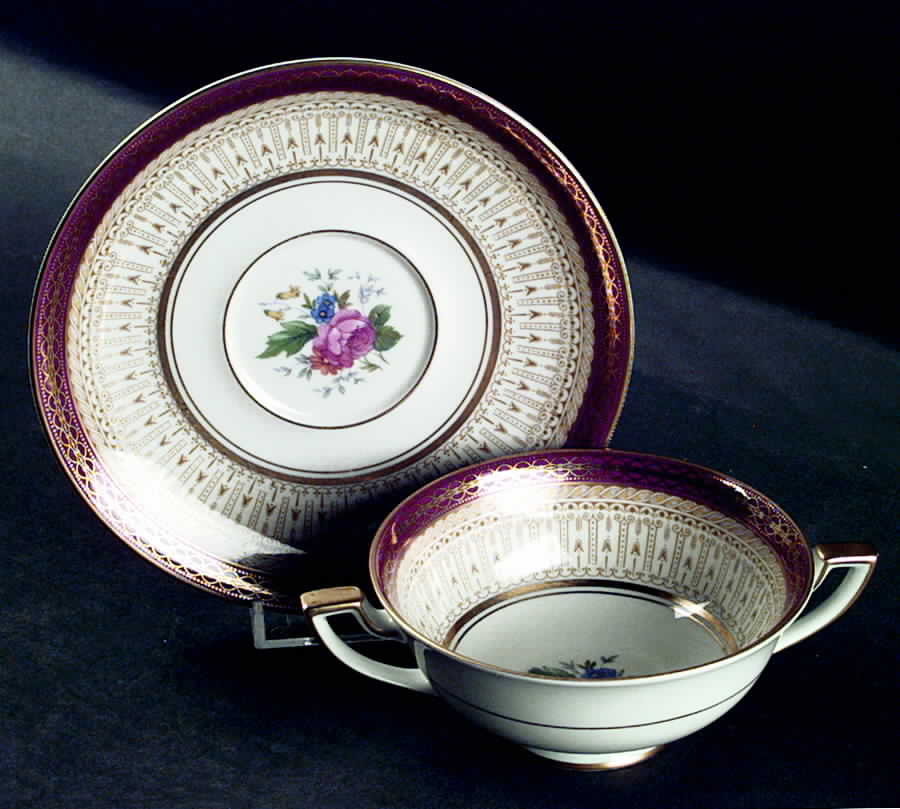 Avon Red Footed Cream Soup Bowl & Saucer Set by Royal Bayreuth-1