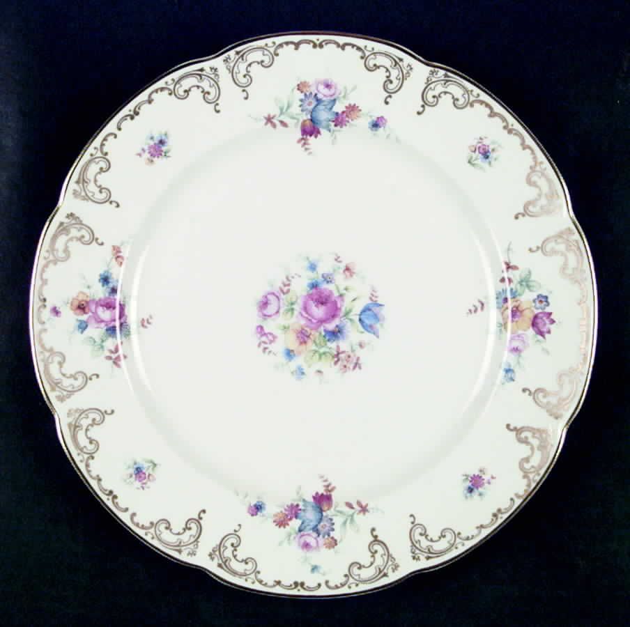 Aristocrat Dinner Plate by Royal Bayreuth-1