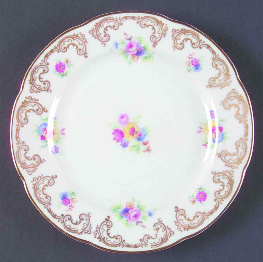 Aristocrat Bread & Butter Plate by Royal Bayreuth-1