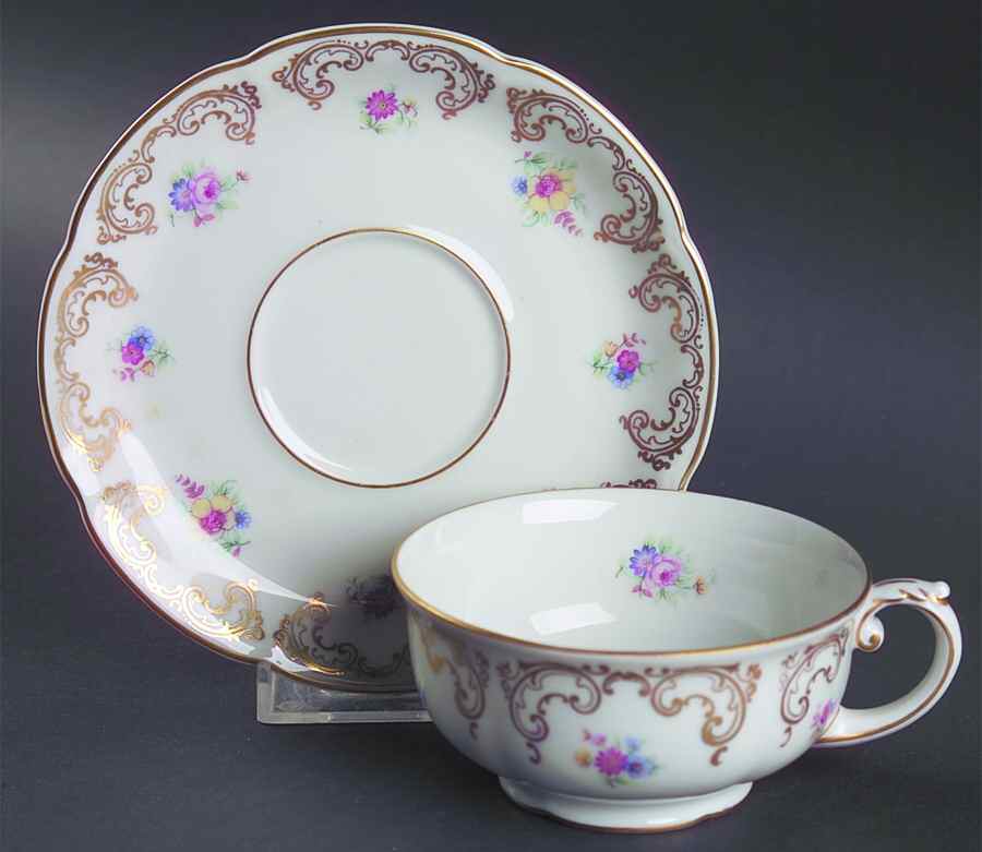 Aristocrat Footed Cup & Saucer Set by Royal Bayreuth-1