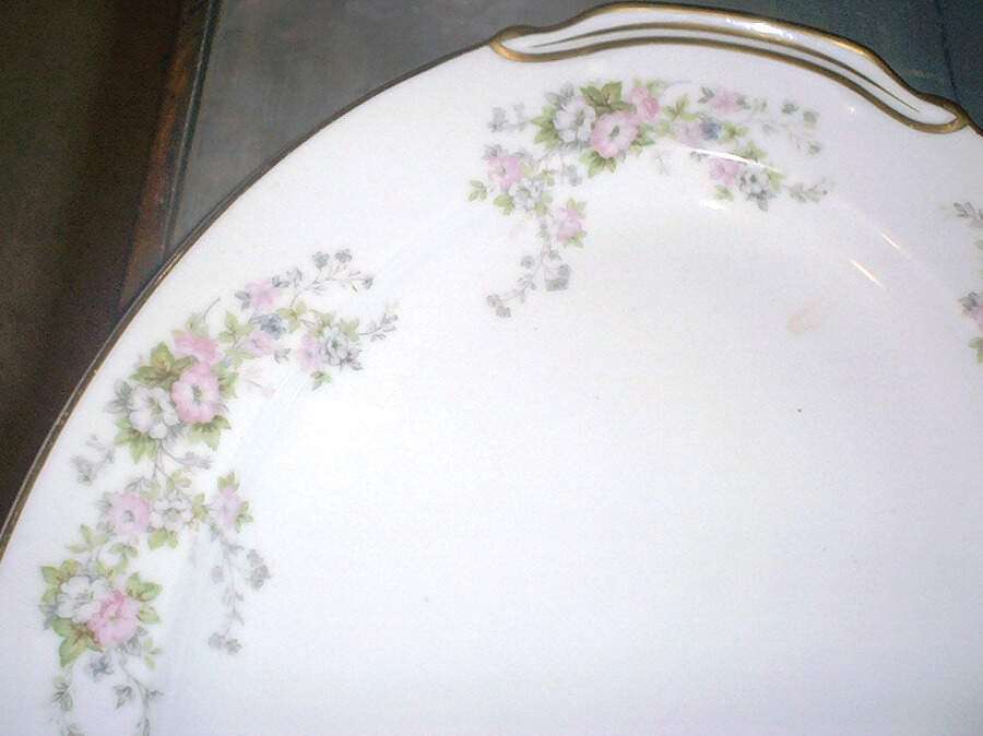 RO71 13" Oval Serving Platter by Rose (Japan)-1