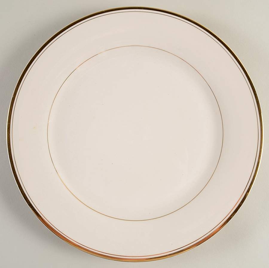 Elegance (Smooth) Dinner Plate by Royal Castle-1