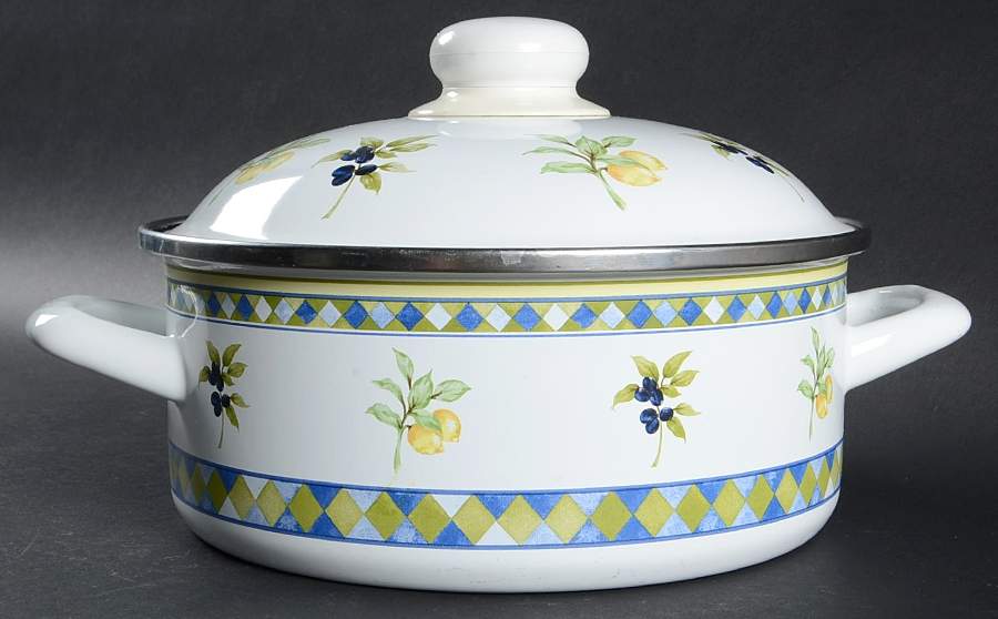 Carmina Accessories 2.5 Quart Metal Round Covered Casserole by Royal Doulton-1