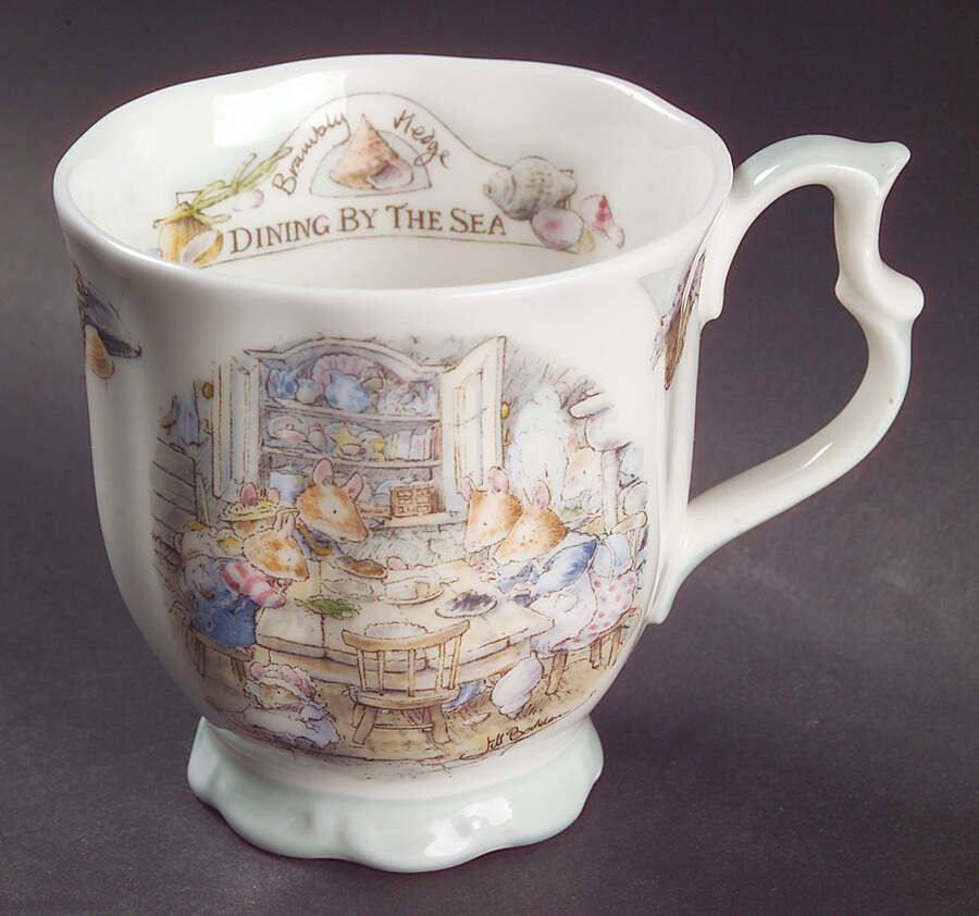Brambly Hedge Dining by the Sea Mug by Royal Doulton-1