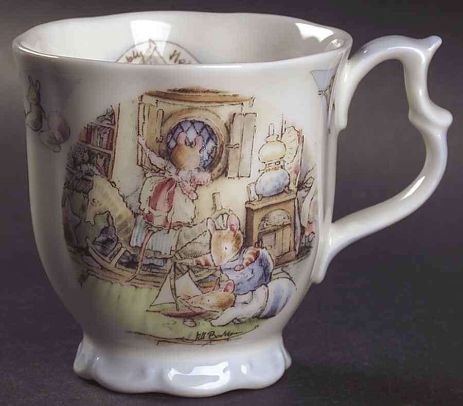Brambly Hedge Rigging the Boat Mug by Royal Doulton-1