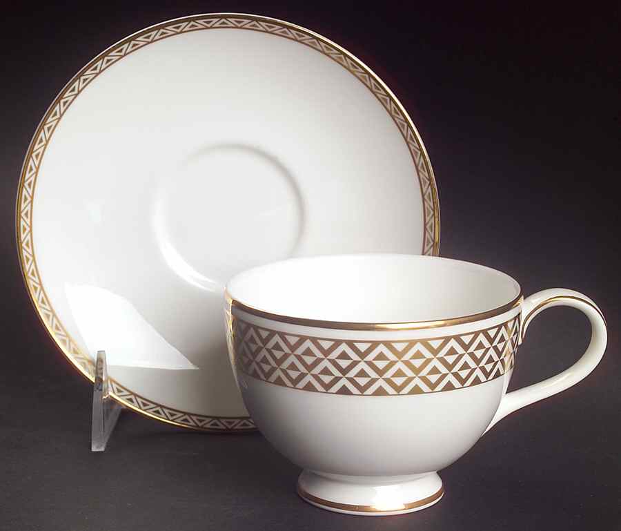 Henley Footed Cup & Saucer Set by Royal Doulton-1