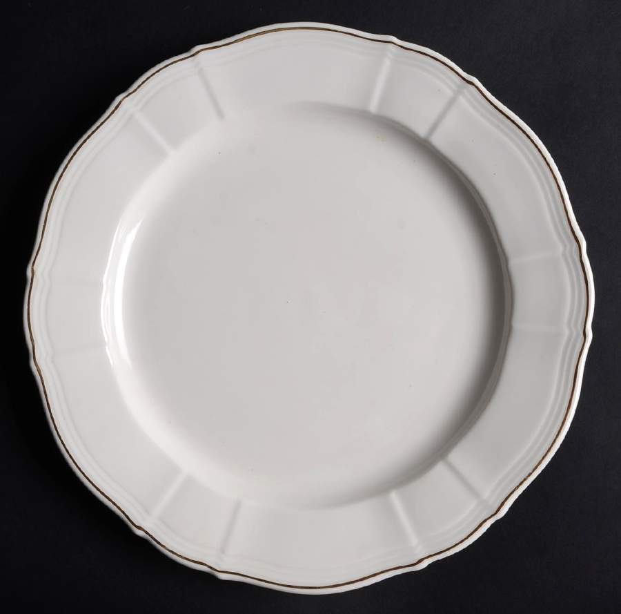 RD127 Dinner Plate by Royal Doulton-1