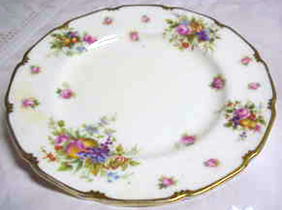 E3400 Dinner Plate by Royal Doulton-1