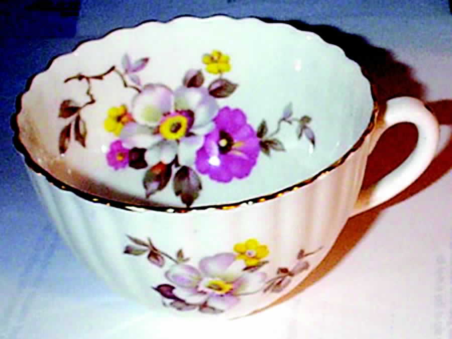8116-A Flat Cup by Samuel Radford-1