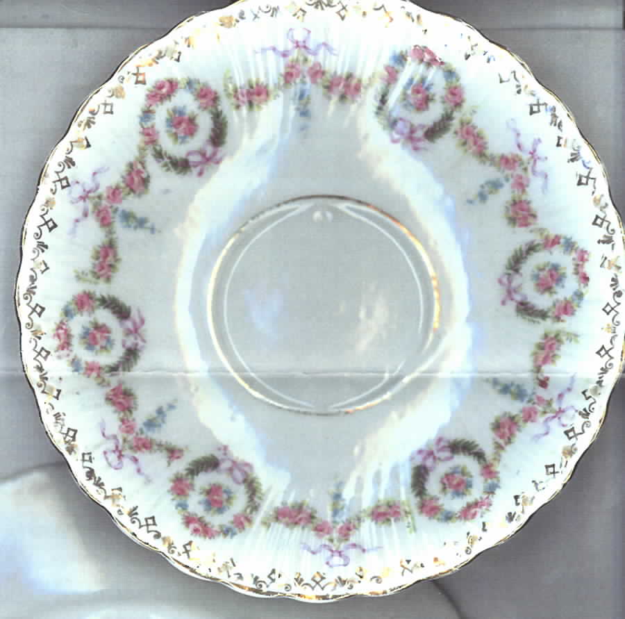 RUD37 Saucer by Rudolstadt-1