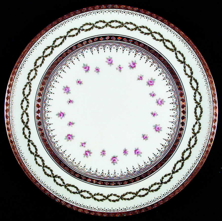 RD130 Luncheon Plate by Royal Doulton-1