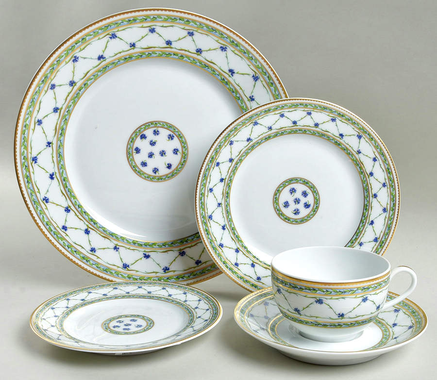 Allee Royale 5 Piece Place Setting by Raynaud-1